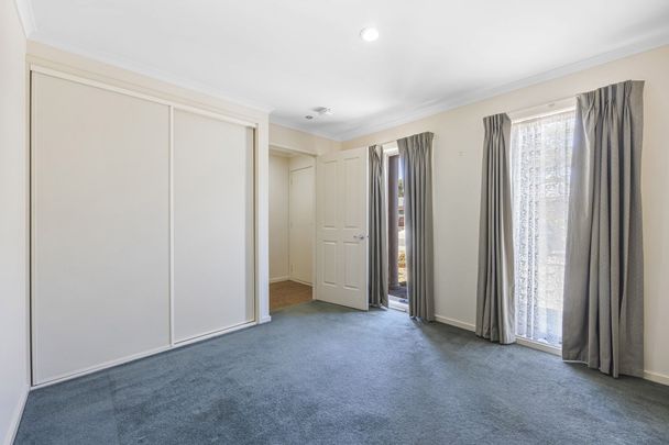 10 Jemacra Place, Mount Clear - Photo 1