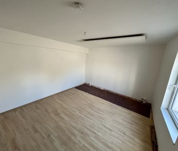 Charmante 2-Zimmer-Erdgeschosswohnung mit Hofzugang in Schönebeck ! - Photo 1