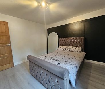 4 Glenfearna Gardens, - Photo 4