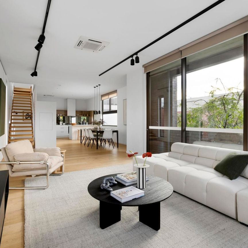 3 Snowball Lane, - Photo 1