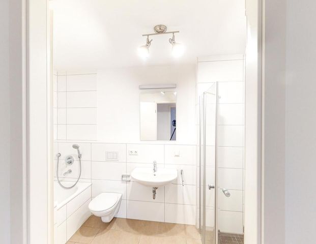 Großzügige 3-Zimmer Wohnung mit Terrasse - Foto 1