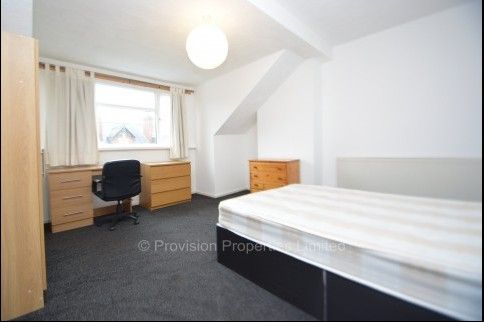 5 Bedroom Student Houses Hyde Park Leeds - Photo 1