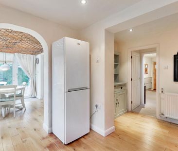 4 bedroom detached house to rent - Photo 6