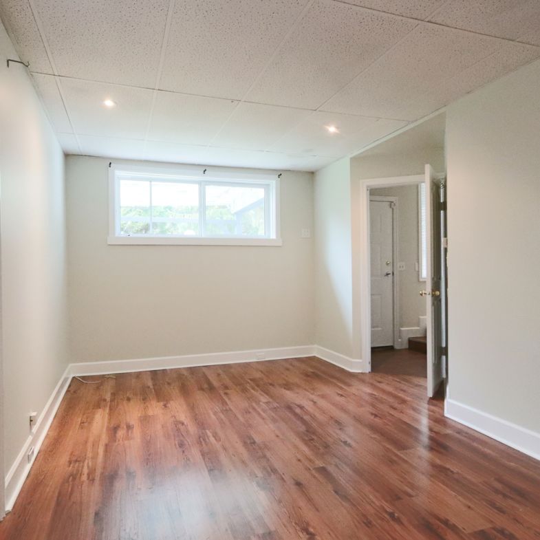 17550 20 Ave, Surrey - Photo 1