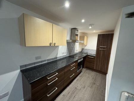 2 bedroom flat to rent - Photo 4