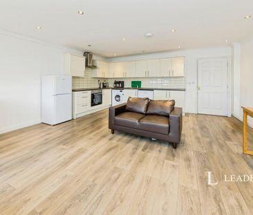 2 bedroom flat to rent - Photo 6