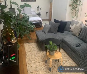 Studio to rent - Photo 3