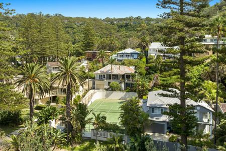 Fully Furnished Private/ Exclusive 5 bedrooms, 3 bathroom house with tennis court 1 minute walk to Bilgola Beach - Photo 5