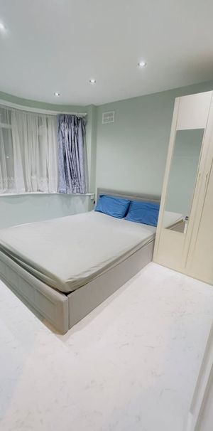 Room in a Shared House, Borrowdale Avenue, HA3 - Photo 1