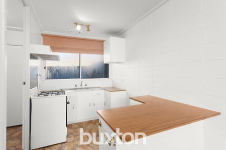 COASTAL COMFORT - 2 BEDROOM LIVING IN CHELSEA - Photo 5