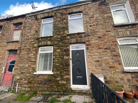 Oxford Street, Pontycymer, BRIDGEND - Photo 5