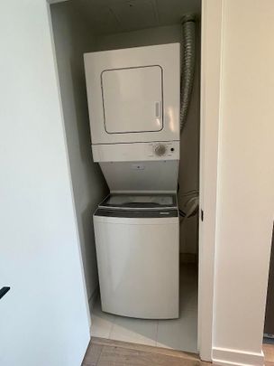 For Lease - 215 lakeshore Road Unit# 340, Mississauga, Ontario - Photo 1