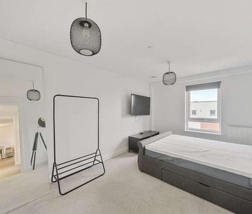 Silver Street, Reading, RG1 - Photo 3