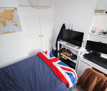 Room For Rent Collins Terrace, Pontypridd - Photo 5