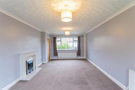 3 bedroom bungalow to rent - Photo 2