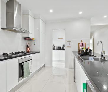 Near New Family Home - More Photos comming soon - Photo 6