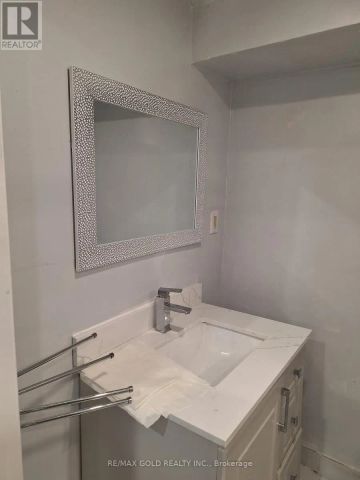 6387 CHAUMONT CRESCENT - Photo 4