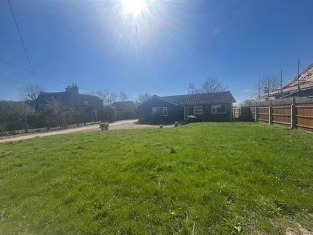 3 bedroom bungalow to rent - Photo 4