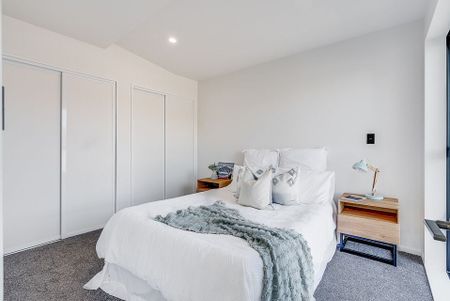 Modern 3-Bedroom Home for Rent 1/22 Rutherford St - Photo 5