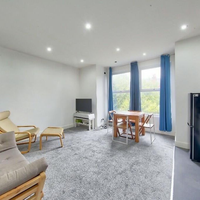 1 Bed Flat, Eardley Road, SW16 - Photo 1