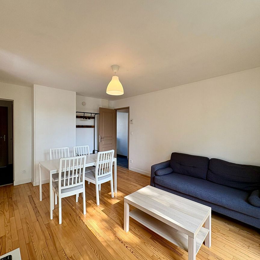 Appartement à louer - Appartement MEUBLE - Photo 1