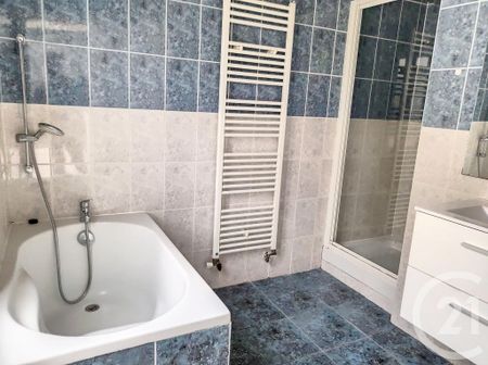 Location Appartement 2 pièces 48m² TROYES 10000 - Photo 3