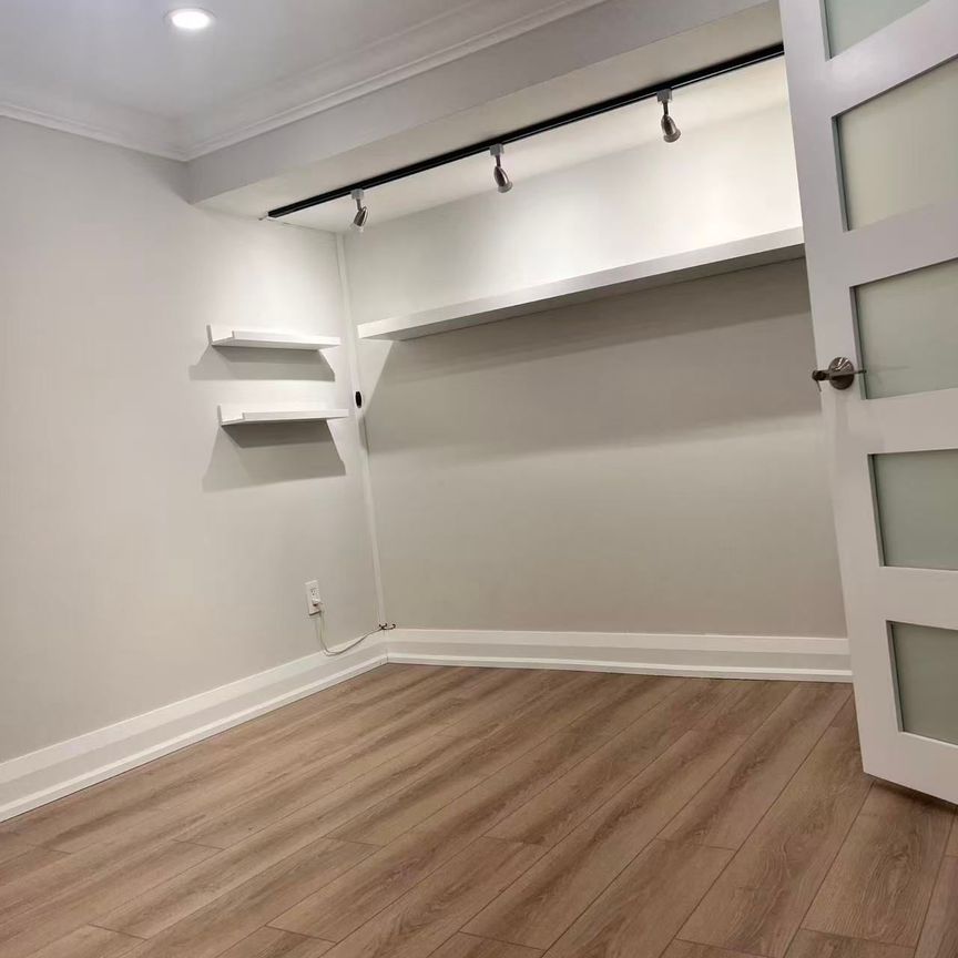 For Lease - 1376 Northaven Drive, Mississauga, Ontario - Photo 1