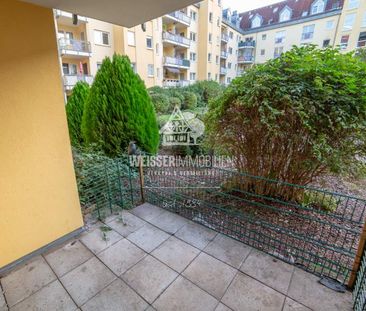 *** Renovierte 1-Zimmerwohnung mit kleiner Terrasse, Einbauküche un... - Photo 3