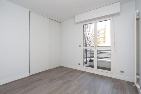 location Appartement T5 DE 119.9m² À BOULOGNE - Photo 3