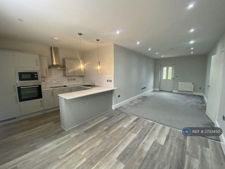 1 bedroom flat to rent - Photo 5