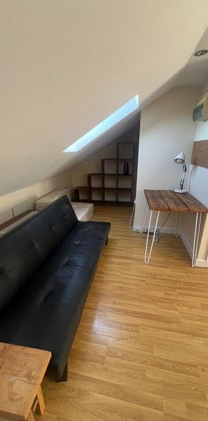 Studio to rent - Photo 1