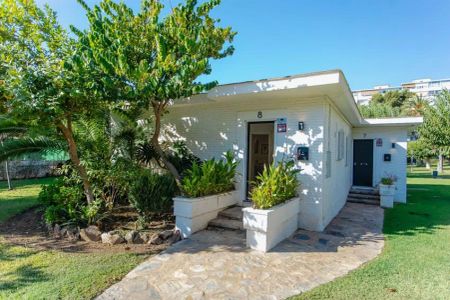 Alquiler de casa rural en Calle Obispo Herrera Oria - Photo 3