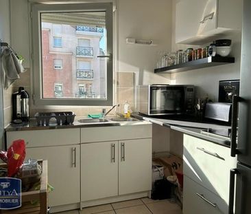 Location Appartement 2 pièces 47m² LILLE 59000 - Photo 4