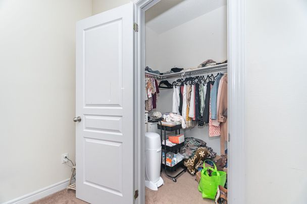 For Lease - 8 Fitzgibson Street, Brampton, Ontario - Photo 1