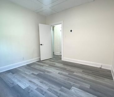For Lease - 167 Barker Avenue Unit# Main, Toronto, Ontario - Photo 2