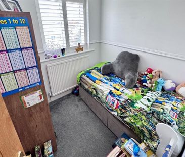 3 Bedroom Semi Detached To Let - Photo 5