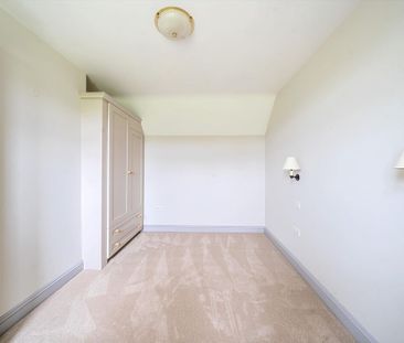 A charming two-bedroom cottage at the heart of the Gorhambury Estat... - Photo 4