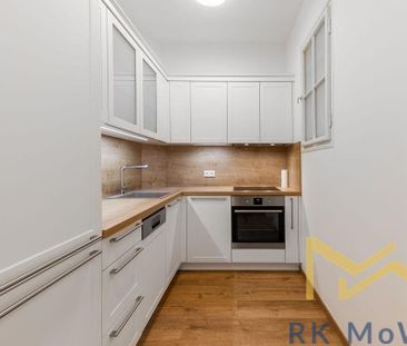 Apartment for rent, 2+kk - 1 bedroom, 58m - Photo 1