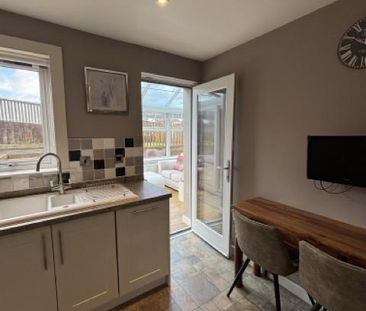 3 bedroom detached house to rent - Photo 1