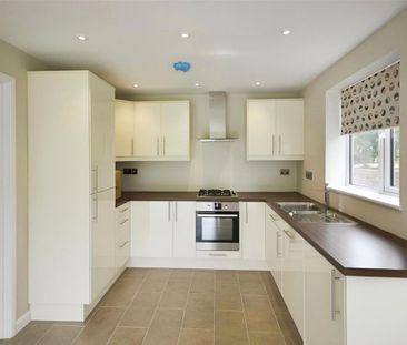 2 bedroom detached house to rent - Photo 1