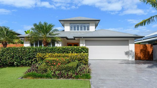 8 Cascade Drive, Port Douglas QLD - Photo 1