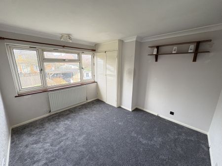 Melvyn Close, Waltham Cross, Goffs Oak - Photo 3