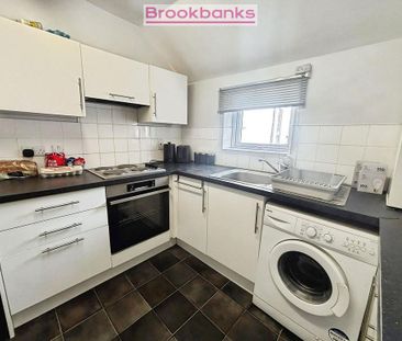 1 bedroom flat to rent - Photo 6