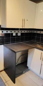 Mandeville Court - Photo 4