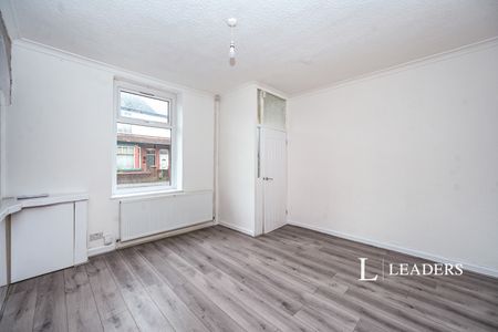 2 bedroom house to rent Wigan Road, Atherton, Manchester, M46 - Photo 5