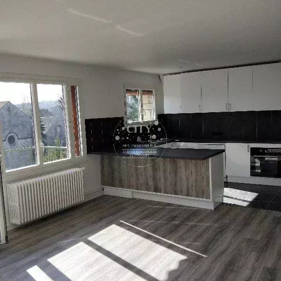 Location Appartement 3 pièces 72m² CORBEIL ESSONNES 91100 - Photo 1