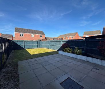 2 bedroom property to rent - Photo 1