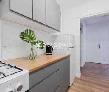 Warszawa, Śródmieście, Grzybowska – zdjęcie 2