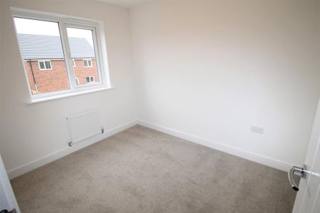 3 bedroom detached house to rent - Photo 5