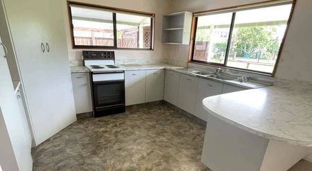 Great Location - Photo 3